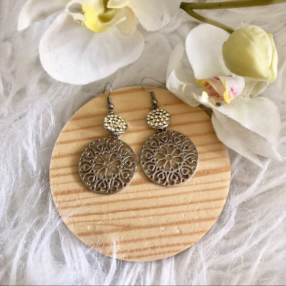 Jewelry - Celtic Song Earrings